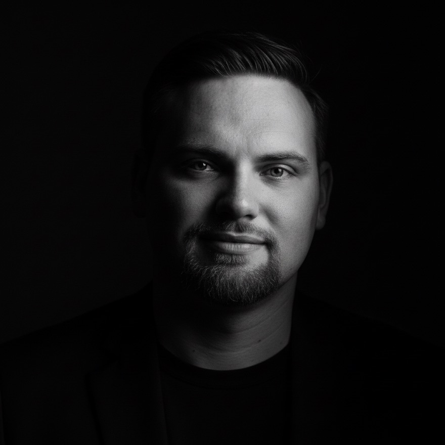 Александр Макаров